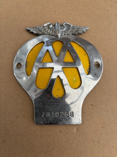 Vintage car grille badge - aa,